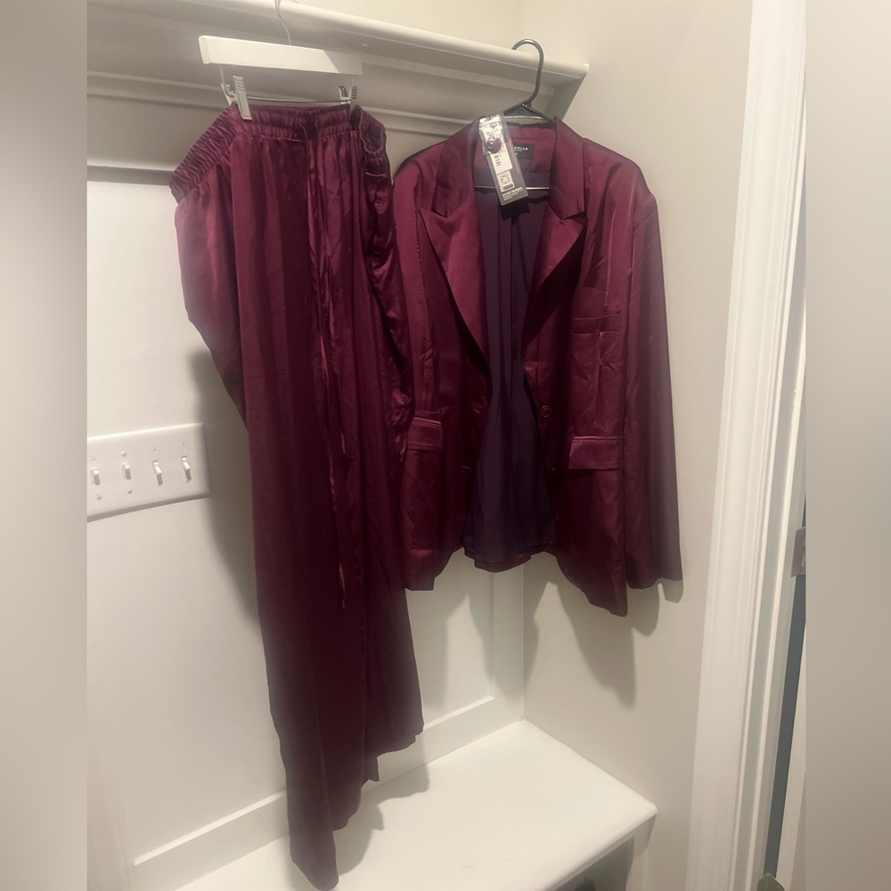 NWT Satin Oversized Blazer & Satin Wide Leg Pants